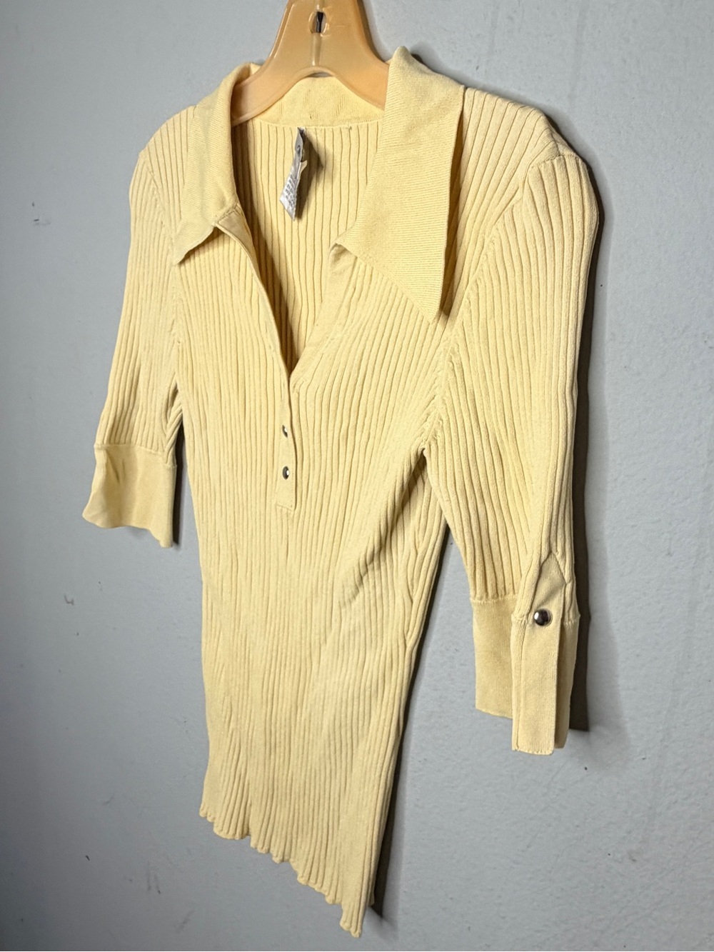 Cache Ribbed Yellow Sweater - Picture 3 of 6
